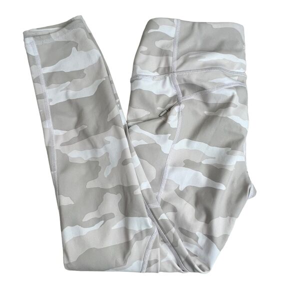 Athleta Womens Tan Camo Contender 7/8 Tight Small Zip Pockets #405480 - Picture 1 of 9